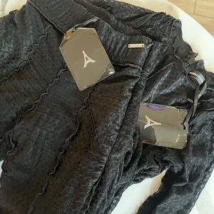 Maniere De Voir Black Textured Flare Pants